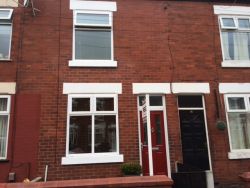 2 BedroomsTerraced House in St. Margarets Avenue, BurnageM191FJ